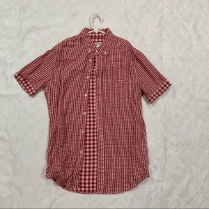 Men’s short sleeve button down